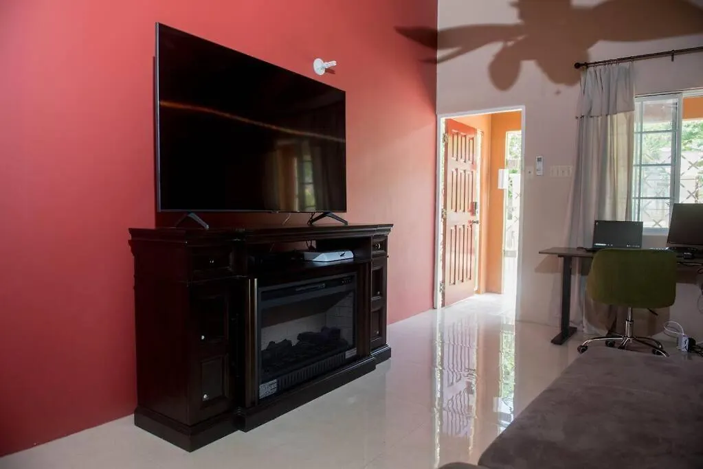 Montego Bay Island Home Near Beach Airport Holiday home Montego Bay